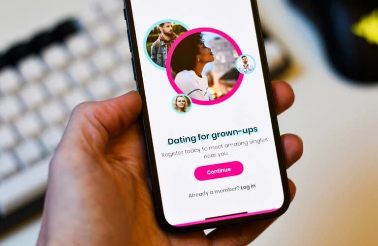 情人节：约会应用、性短信和人工智能——爱情正在改变吗？