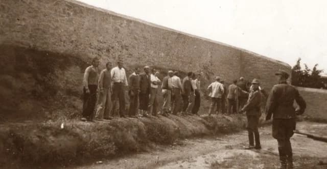 Φωτογραφίες από την εκτέλεση στην Καισαριανή βρέθηκαν στο eBay