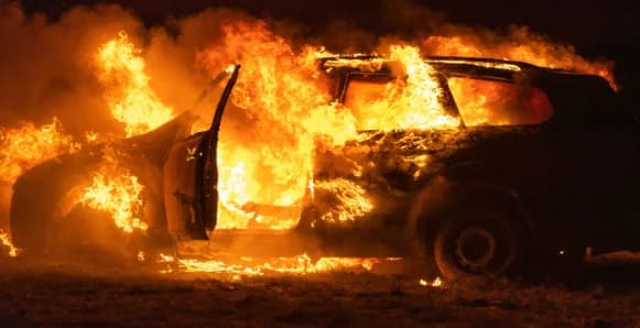 Поджог автомобиля 77-летней женщины в Полемидии