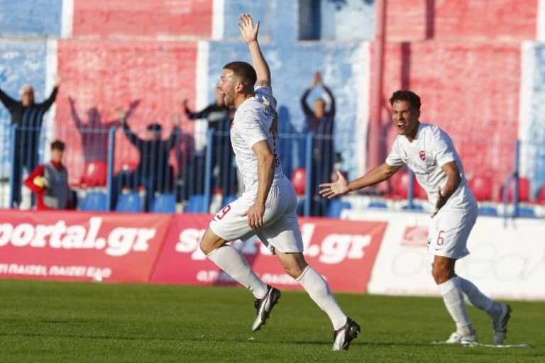 Kalamata – Panionios 0-2: Victoria a domicilio y empate en el primer puesto