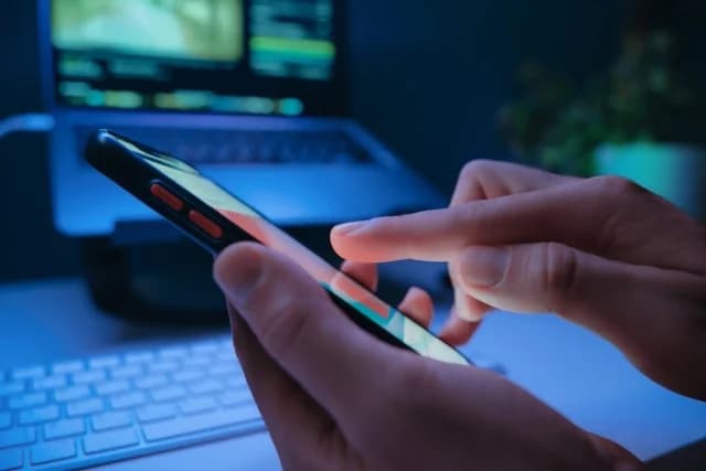 Großbritannien erwägt Verbot von Social Media für Kinder unter 16 Jahren