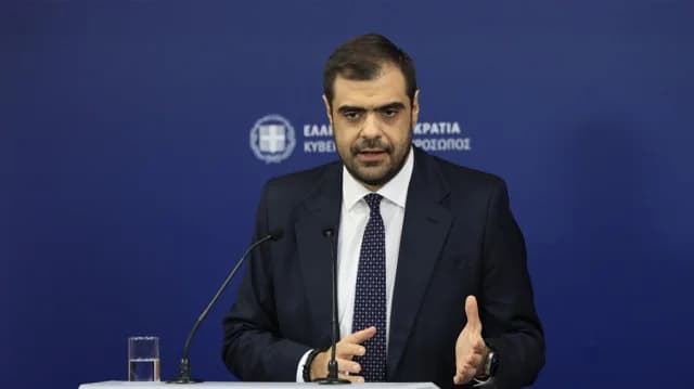 Μαρινάκης: Το Υπουργείο Πολιτισμού επιδιώκει την απόκτηση φωτογραφιών της εκτέλεσης στην Καισαριανή