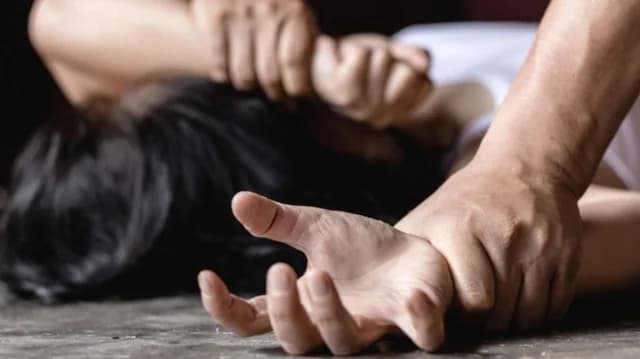 Orchomenos: 16-Jährige meldet Vergewaltigung durch zwei Minderjährige, sechs Festnahmen