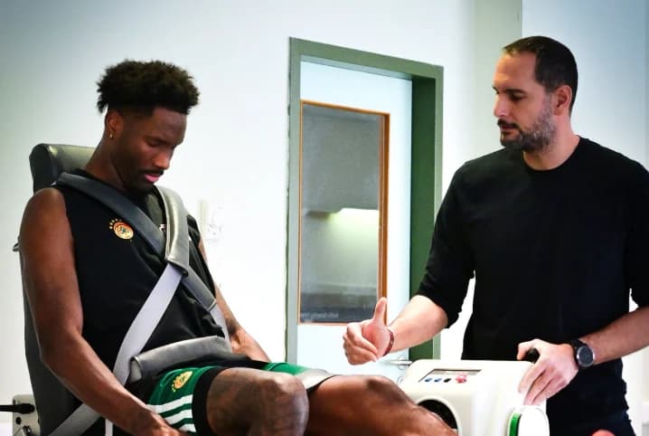 Hayes-Davis Begins Training with Panathinaikos