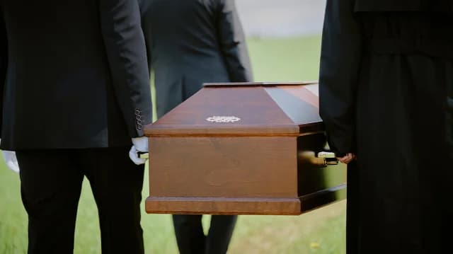 Malaui: 'Funeral' utilizado para contrabandear carbón vegetal – Escaparon sospechosos