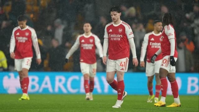 Premier League: Arsenal stolpert und spielt 2:2 gegen Wolves
