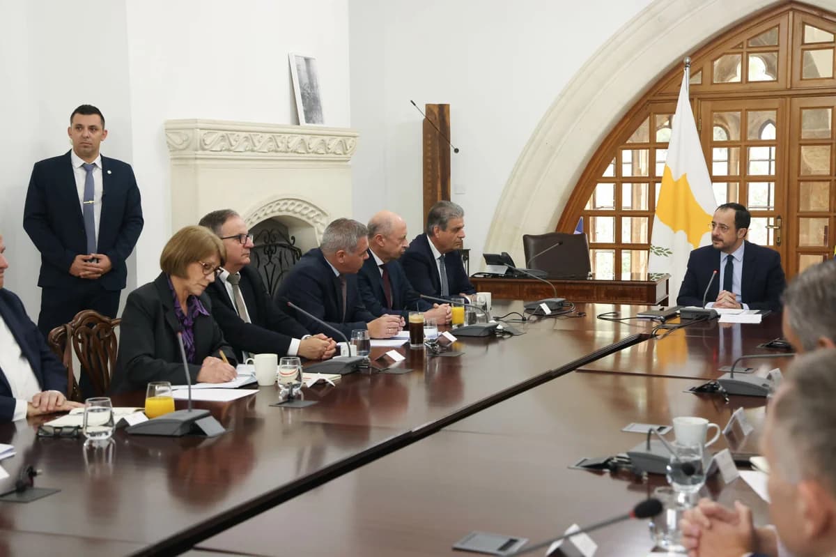 President's Meeting with Unions on Labor Issues Scheduled