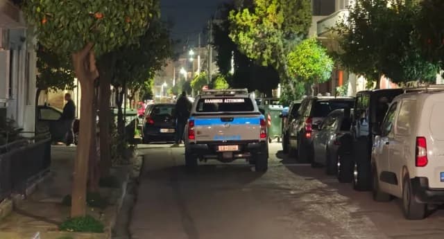 פיצוץ בקורידלוס: רימון יד פוגע במכוניות ובבית