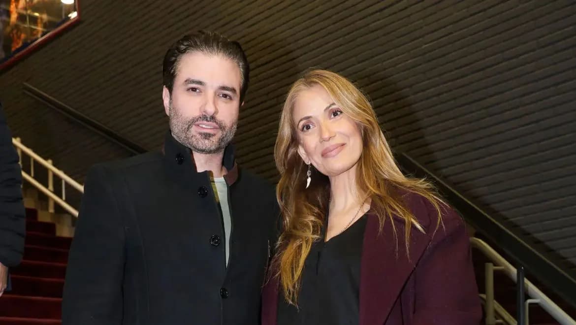 Yiota Tsimpridou: Auftritt mit Babybauch im Theater