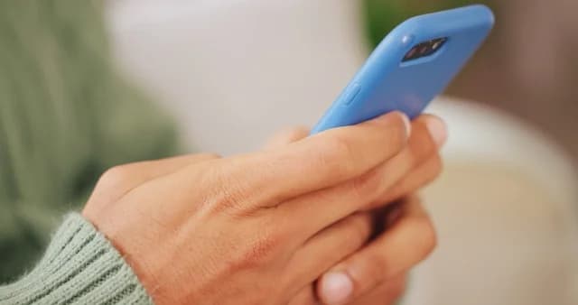 Ελληνική μελέτη συνδέει παραπληροφόρηση και διστακτικότητα στα εμβόλια