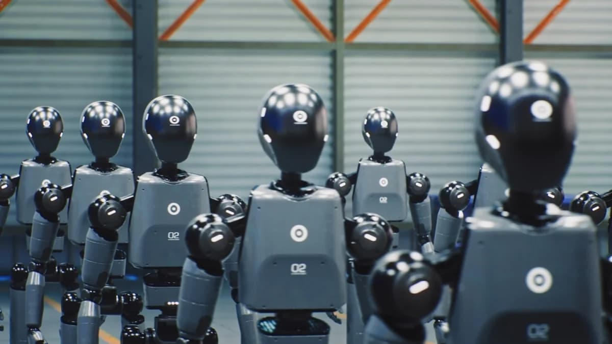 China: Abre la primera tienda de robots humanoides 7S en Wuhan