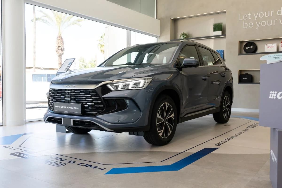 New BYD SEALION 5 DM-i Unveiled in Cyprus
