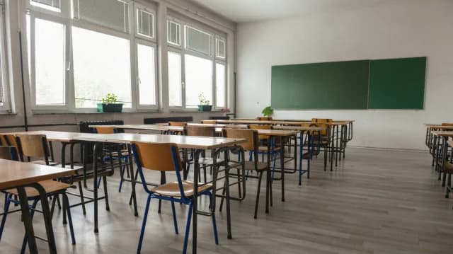 Bachillerato Internacional (IB) Equivalente al Diploma de Escuela Secundaria Griega