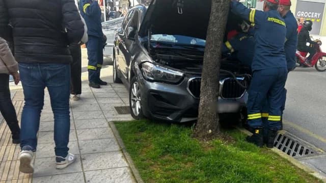 תאונת דרכים באגריניו: מכונית מתנגשת בשלושה כלי רכב