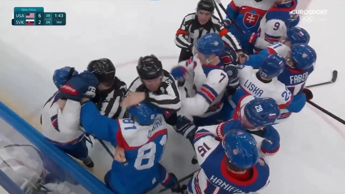 Schlägerei im Eishockey-Halbfinale der Olympischen Winterspiele