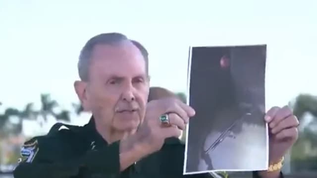 Hombre armado muere baleado en la mansión de Trump en Mar-a-Lago