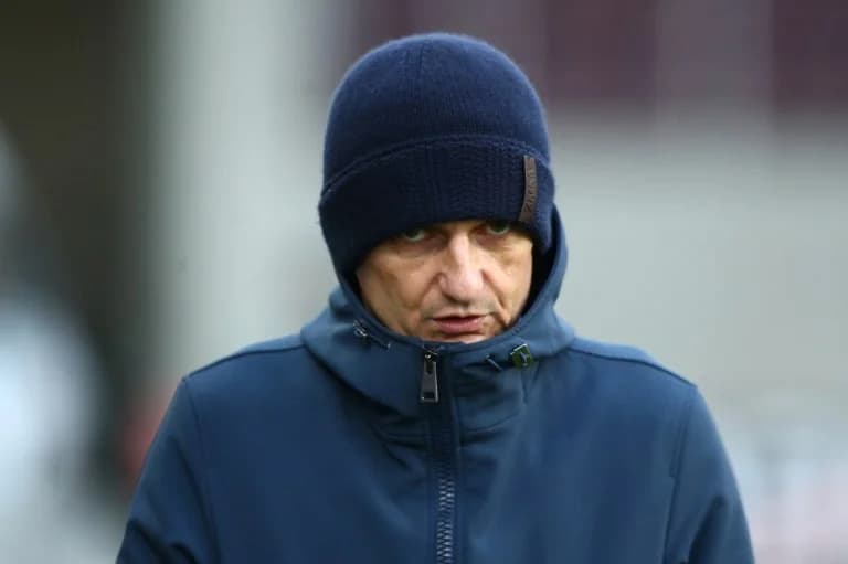 Lucescu: "Los partidos son continuos, el equipo está... agotado"