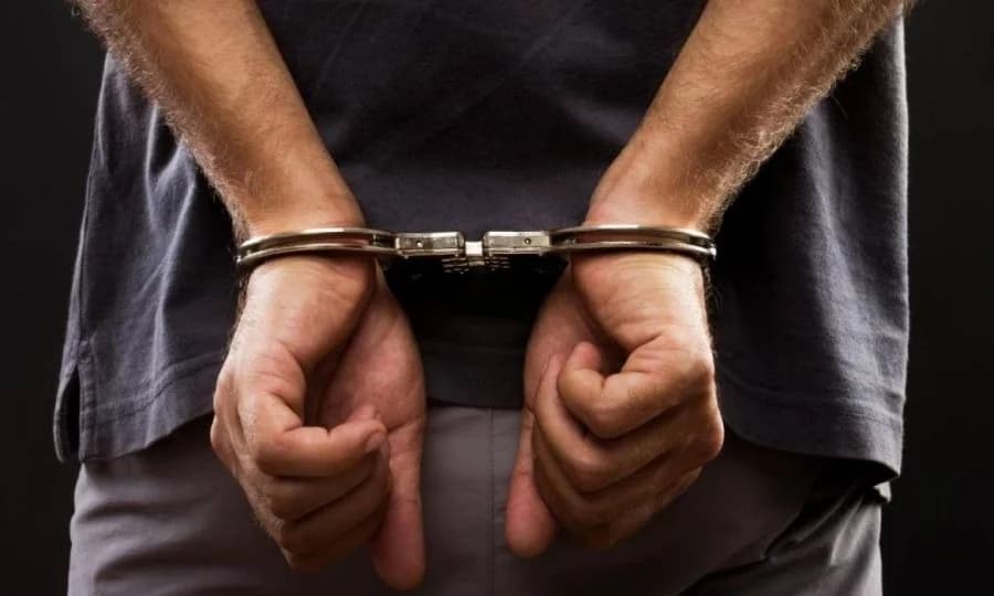 Aradippou: Arrestos por robo de armas y 70.000€