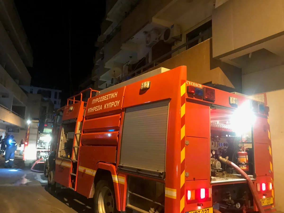 Πυρκαγιά σε αποθήκη στην Έγκωμη, Λευκωσία – Κινητοποίηση της Πυροσβεστικής