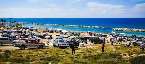 Celebración del Lunes Limpio en Pafos con costumbres tradicionales
