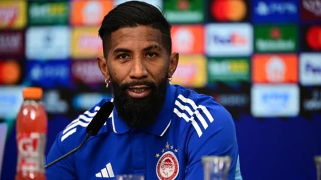 Ροντινέι: «Θα εξαντλήσουμε κάθε πιθανότητα ανατροπής απέναντι στη Λεβερκούζεν»