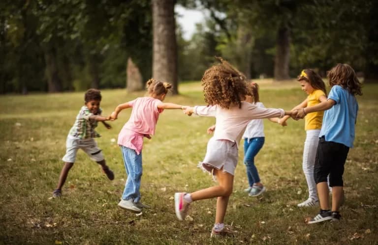 «Dancing Roots» Tanzworkshop für Kinder in Limassol