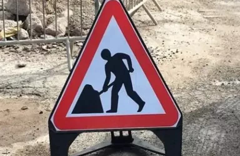 Verkehrsbehinderungen in Strovolos aufgrund von Wasserversorgungsarbeiten