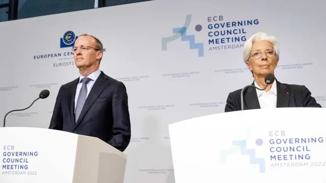 Bloomberg: Ökonomen erwarten vorzeitigen Rücktritt von Lagarde von der EZB