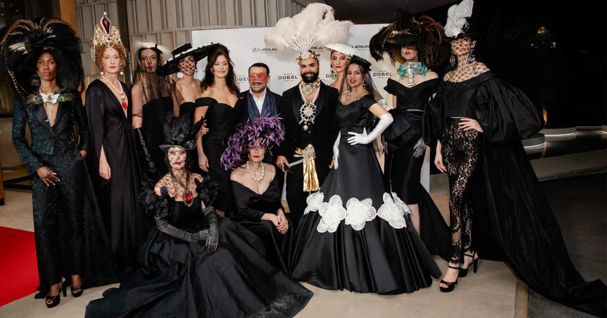 Bal Masqué de Maison Zoulias: Glamour en la Riviera Ateniense
