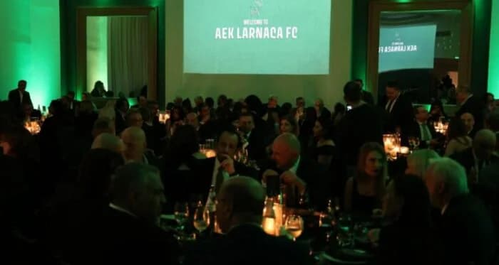 AEK Larnaka: Erfolgreiches Gala-Dinner mit Vertretern der Gemeinde