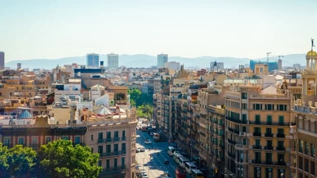 Barcelona Doubles Tourist Tax to €15 per Night