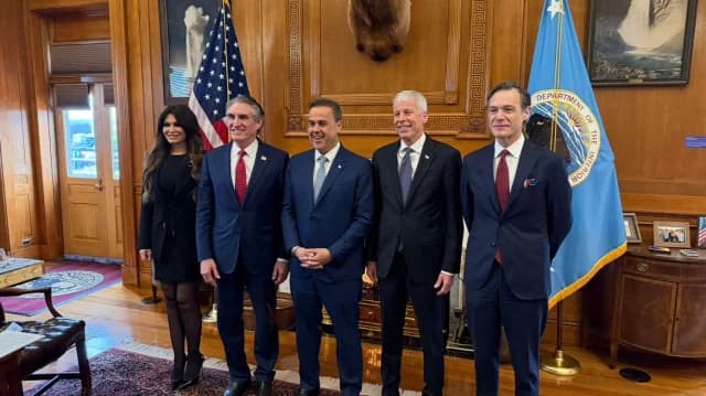 Папаставру встретился с официальными лицами США для обсуждения энергетического сотрудничества