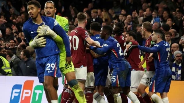 Chelsea und West Ham wegen Derby-Zusammenstößen bestraft