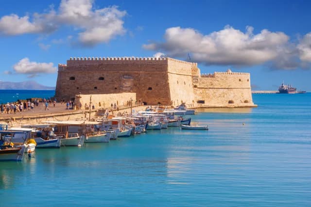 Heraklion: Ambitious Project to Protect Venetian Fortifications Underway