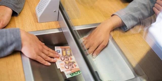Банк Греции: В январе частные вклады сократились на 5,18 млрд евро