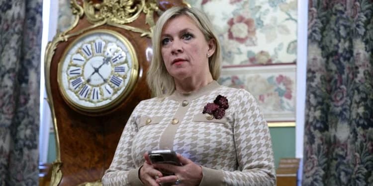 Захарова: План ЕС по запрету российской нефти — «безумие»