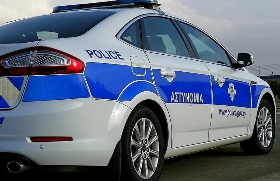 Accidente de tráfico en Geroskipou: Mujer de 58 años herida en vuelco de coche