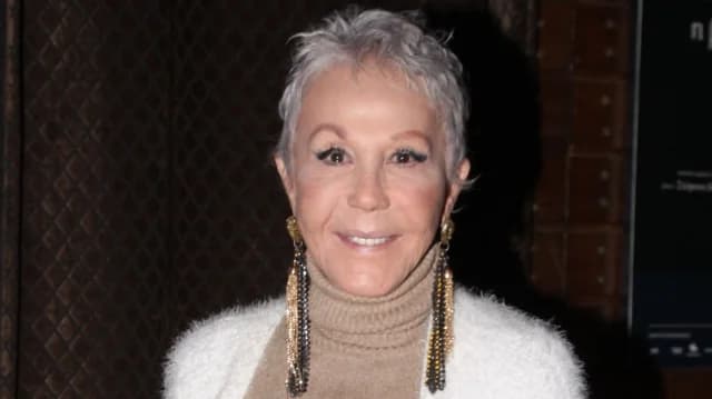 Trial Over Zoi Laskari's Villa Maintenance Fees Postponed to 2027
