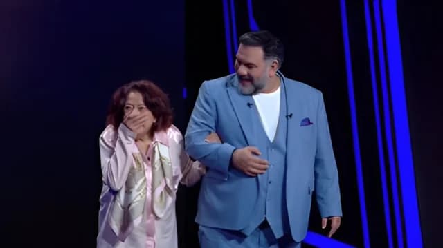 מריה קונסטנטארו: הפתעה ב'מי רוצה להיות מיליונר?' מאת ארנאוטוגלו