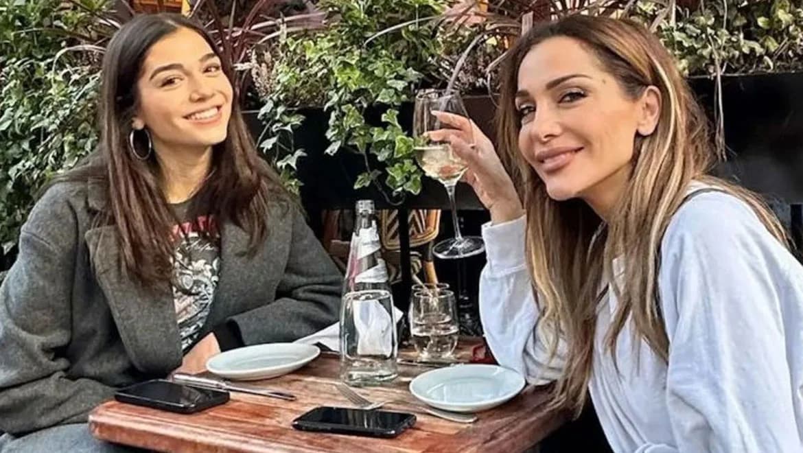 Melina Nikolaidi: Touching video dedicated to Despina Vandi