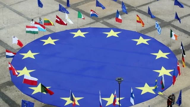 Bloomberg: Widerstandsfähigkeit der Eurozone gegenüber dem wirtschaftlichen Druck des Iran-Krieges