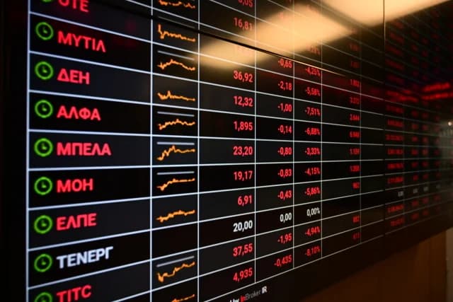 Athener Börse stürzt ab: 9% Verluste wegen Spannungen im Nahen Osten