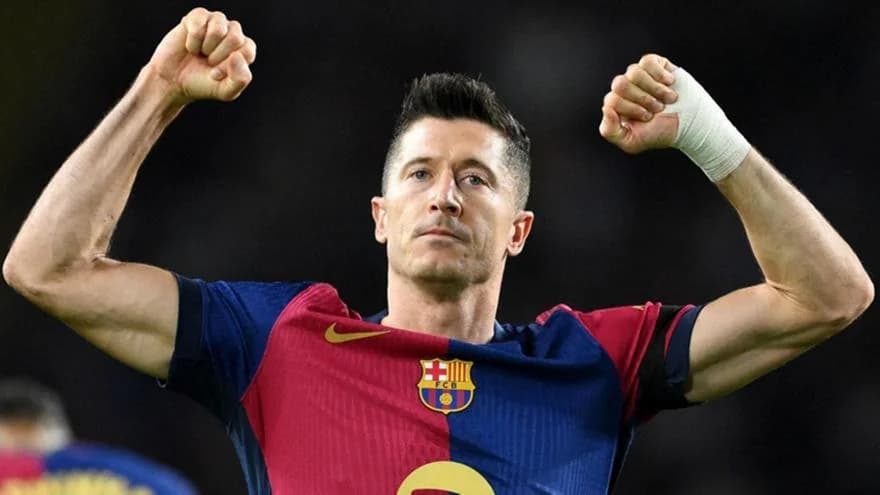 Lewandowski bleibt ein weiteres Jahr in Barcelona und wechselt 2026 nach Saudi-Arabien