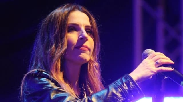 Evridiki: 'Women are the first to judge women'