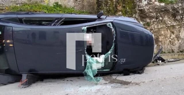 Verkehrsunfall in Heraklion, Kreta: Auto überschlagen, Fahrer eingeklemmt