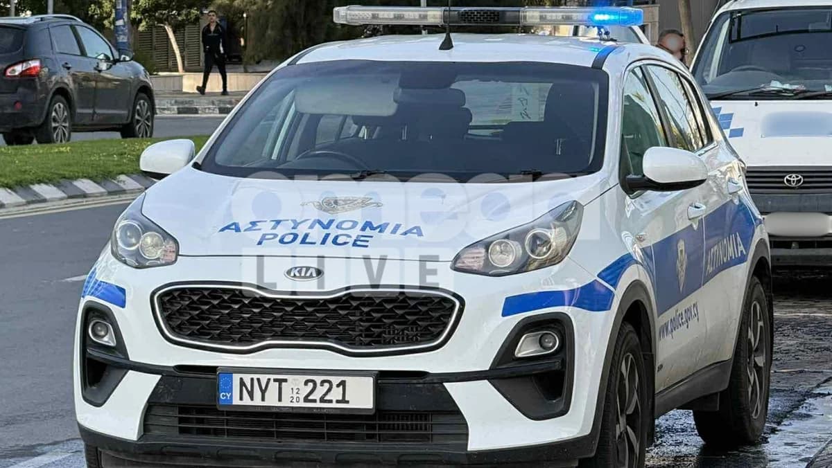 Limassol: Incendio provocado en concesionario de coches de lujo en Germasogeia