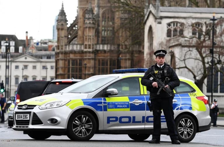 Großbritannien: Drei Verhaftungen wegen Spionage für China