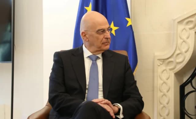 Dendias: Refuerzo de medidas de seguridad y preparación en Grecia