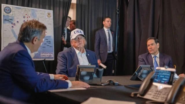 Резолюция об ограничении власти Трампа против Ирана отклонена