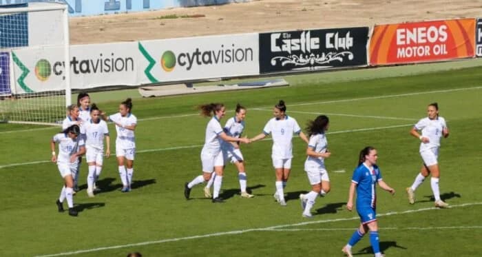 Qualifikation zur Frauen-Weltmeisterschaft: Vorbereitungen für das Spiel gegen Rumänien